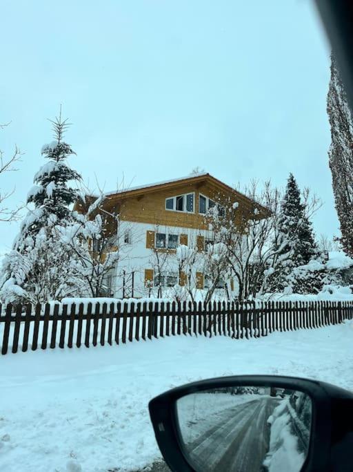 23 Neu Erbaute Ferienwohnung Mit Schloss- Und Panoramablick Halblech Kültér fotó