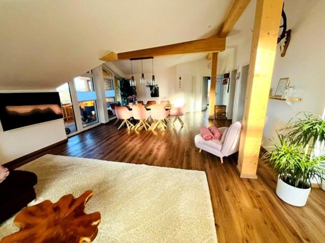 23 Neu Erbaute Ferienwohnung Mit Schloss- Und Panoramablick Halblech Kültér fotó