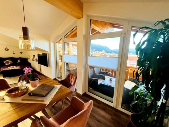 23 Neu Erbaute Ferienwohnung Mit Schloss- Und Panoramablick Halblech Kültér fotó